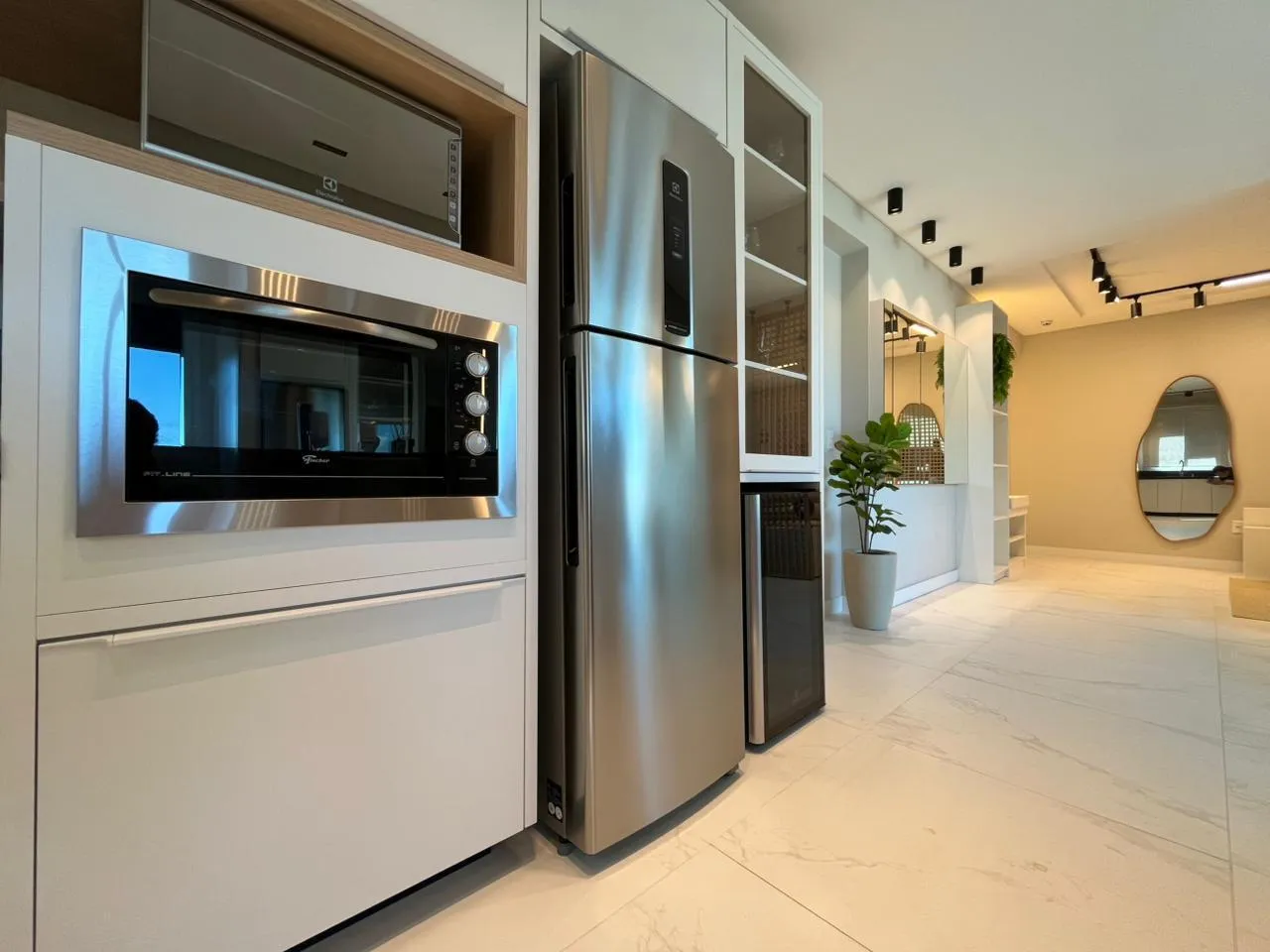 Imagem Apartamento com vista para o mar à venda com 87m2 por R$ 1.590.000,00