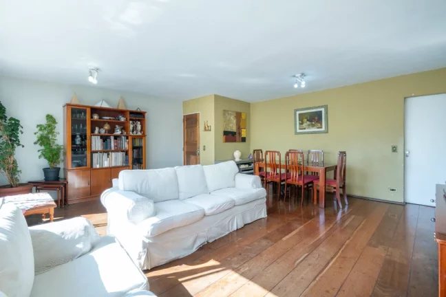 Imagem Apartamento à venda em São Paulo, Real Parque, com 3 quartos, 132m2