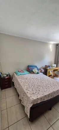 Imagem Sobrado com 4 dormitórios à venda, 200 m por R$ 370.000 - Parque Císper - São Paulo/SP