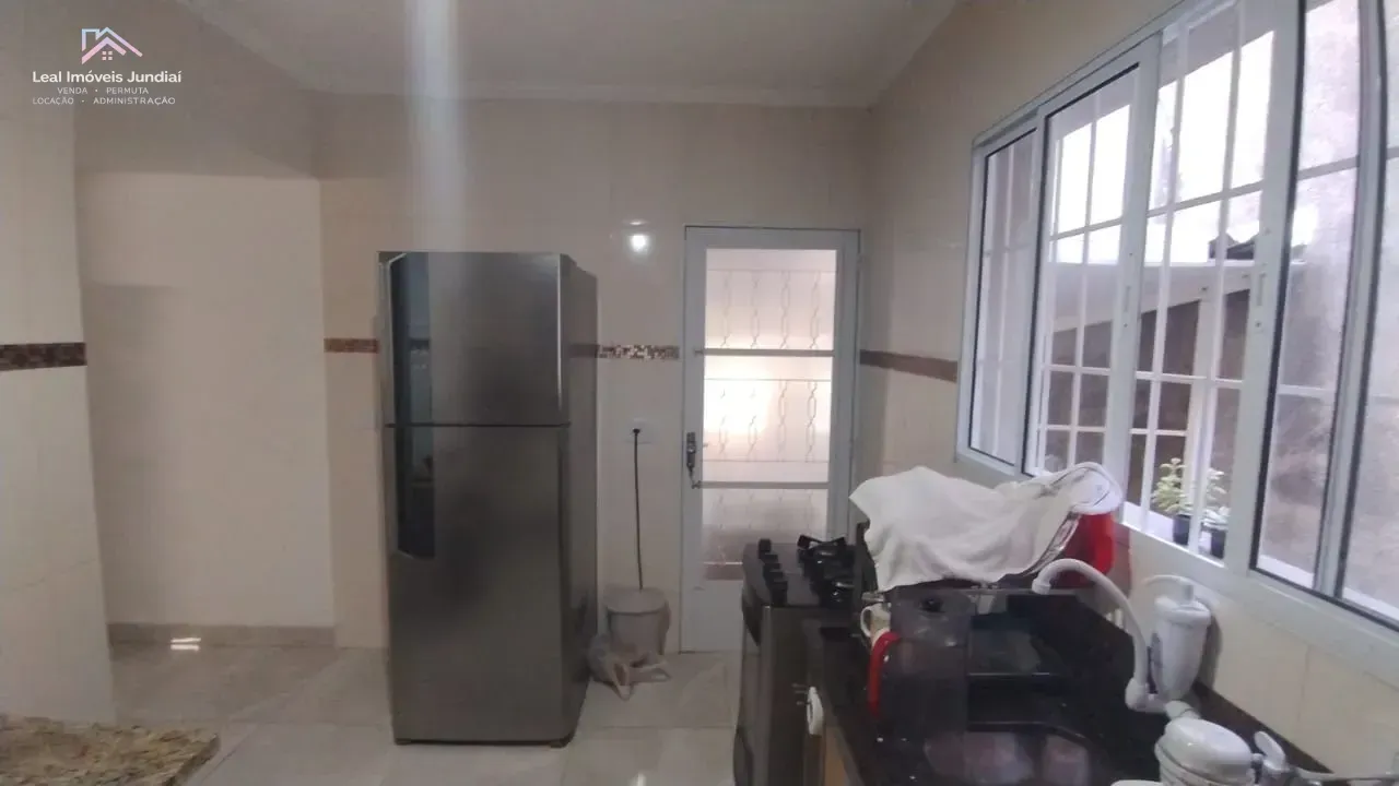 Imagem Casa à venda - Área útil 191 m2 com 4 dormitórios - 1 vaga - Jardim Messina - Jundiaí - São Paulo