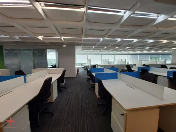 Imagem Locação de Sala Comercial de Alto Padrão em São Paulo - Jardim São Luís: 10 Salas, 12 Banheiros, 11 Vagas, 1.124m².