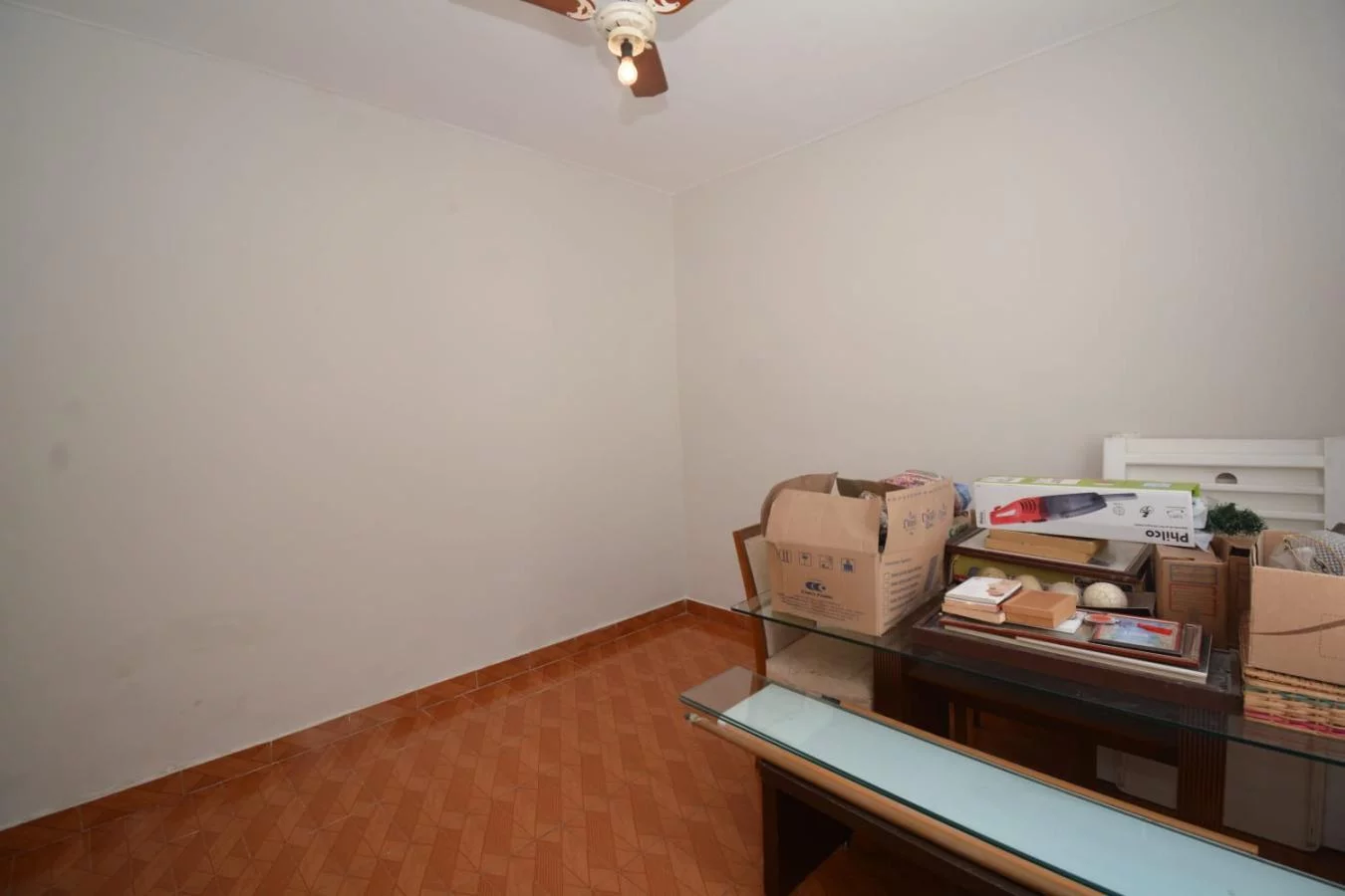 Imagem Casa para Venda em Rio de Janeiro, Marechal Hermes, 2 dormitórios, 1 banheiro, 3 vagas
