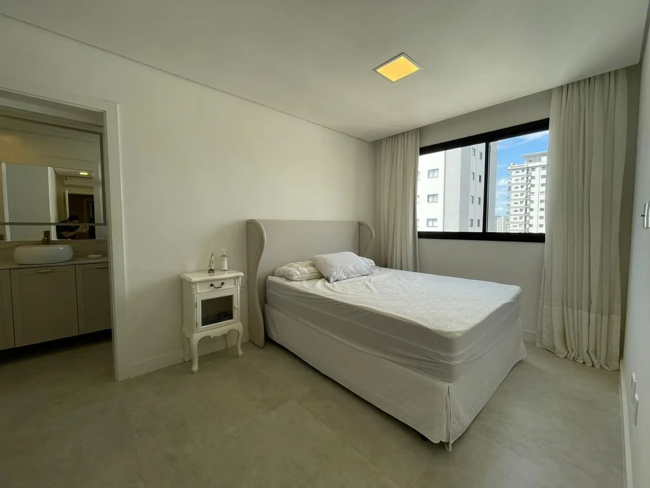 Imagem Apartamento à venda com 127m2 por R$ 2.200.000,00