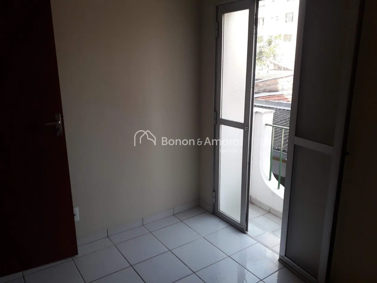 Imagem Apartamento no Edifício Inaira - Conforto e Praticidade em um Só Lugar