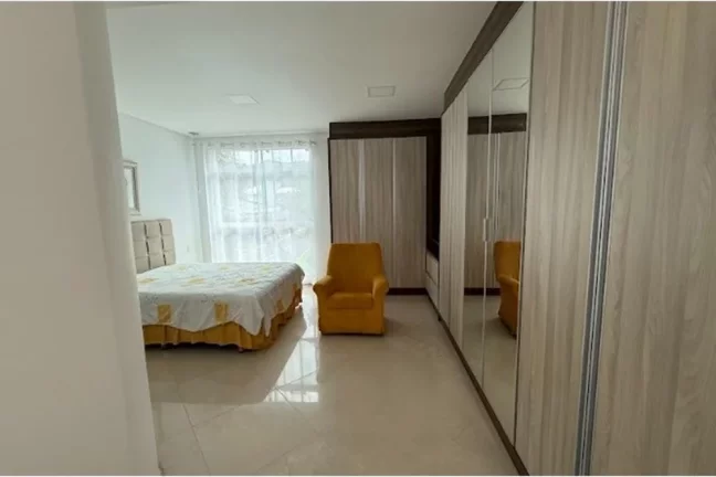 Imagem Casa para venda no bairro Ariribá em Balneário Camboriú