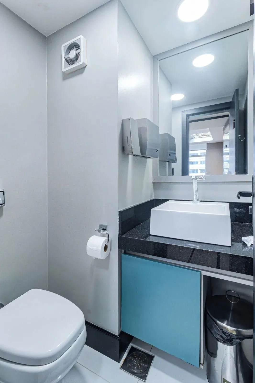 Imagem Sala/Conjunto Comercial com 4 vagas e 218m²