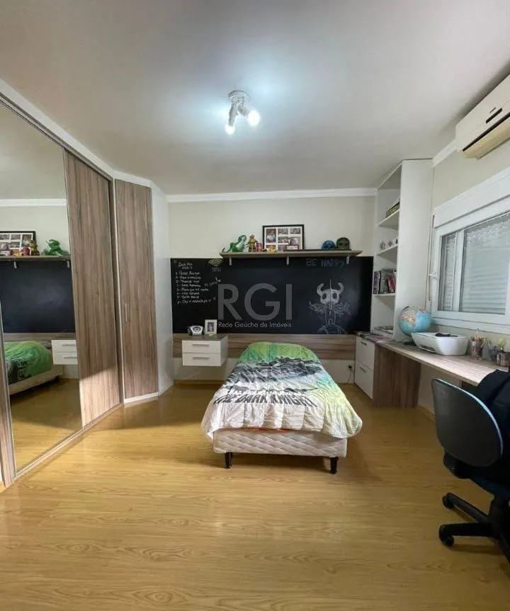Imagem Casa Condominio para Venda - 144m², 3 dormitórios, sendo 3 suites, 4 vagas