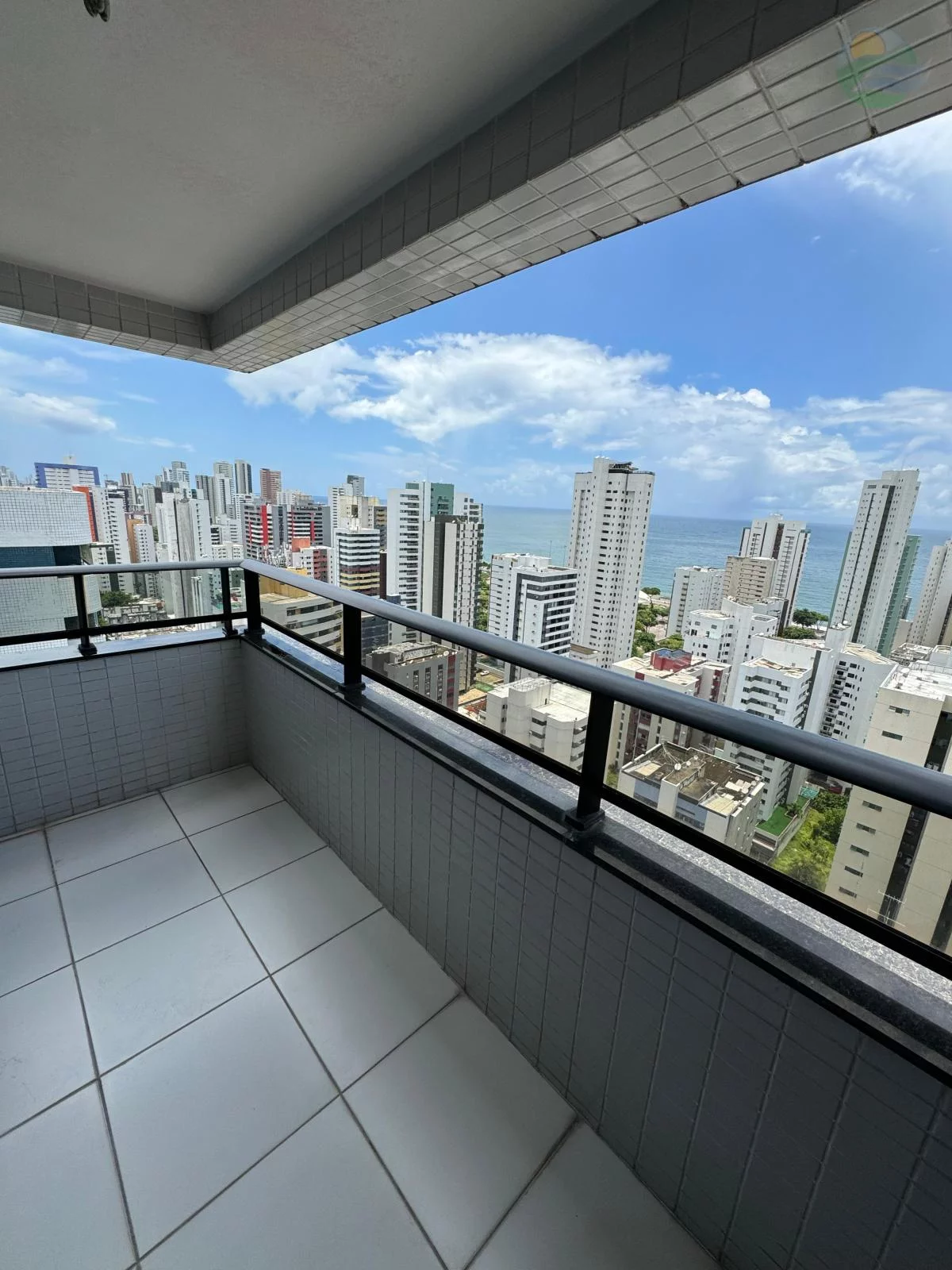 Foto do imóvel Apartamento 03 quartos, andar alto, venda, Setubal, Boa Viagem, Recife. em Rua João Cardoso Aires