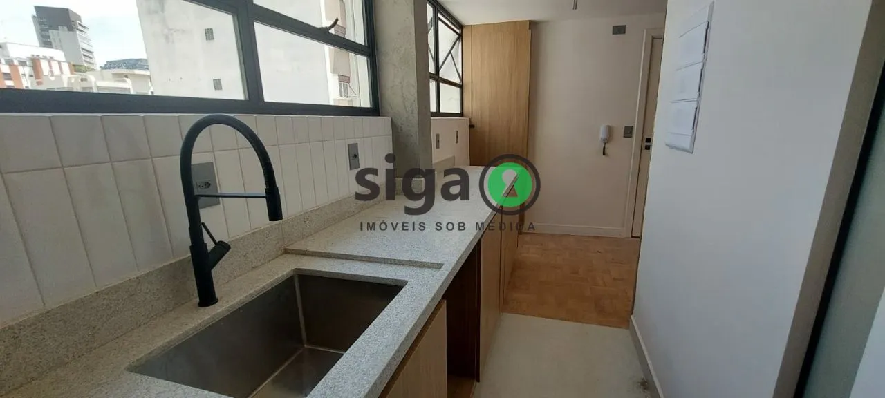 Imagem Apartamento reformado para venda em Vila Nova Conceição - 3 quartos (3 suítes), 1 vaga