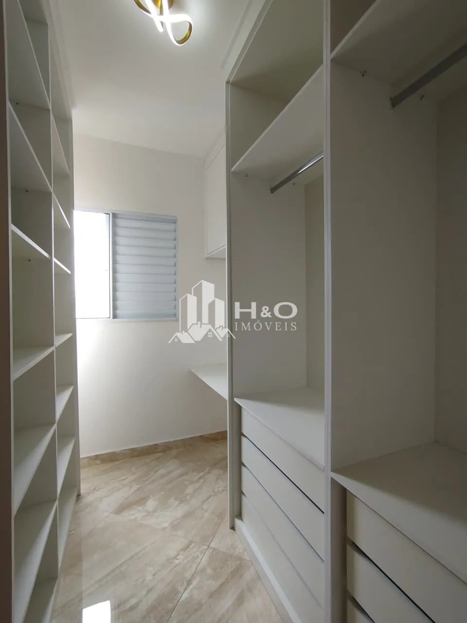 Imagem Apartamento à venda na Vila Carrão - totalmente mobiliado
