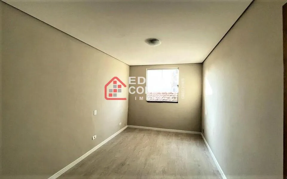 Imagem Casa reformada à venda no centro de Piracicaba com 2 Dormitórios, 1 Suíte!!