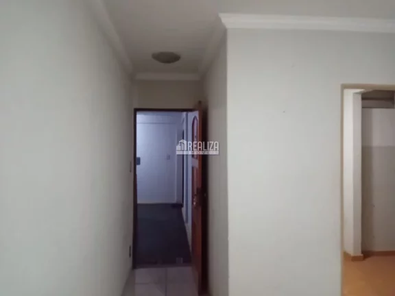 Imagem Oportunidade! Apartamento à venda no bairro Conjunto Guanabara, em Uberaba