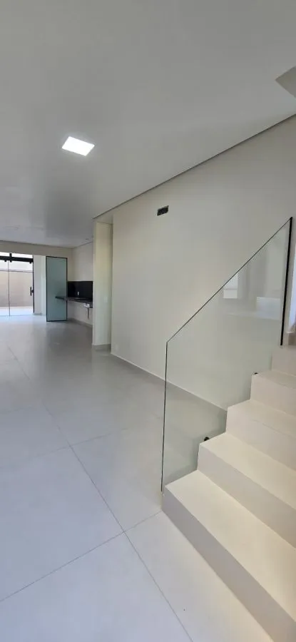 Imagem Sobrado novo bem localizado para venda em Sorocaba.