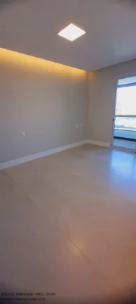 Imagem Casa de luxo em condomínio à venda em Busca Vida, Camaçari-BA: 4 quartos, 4 suítes, 2 salas, 2 banheiros, 4 vagas, 400m².
