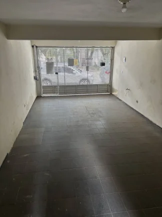 Imagem Sobrado com 2 suítes com garagem - Próximo Praça Sampaio Vidal