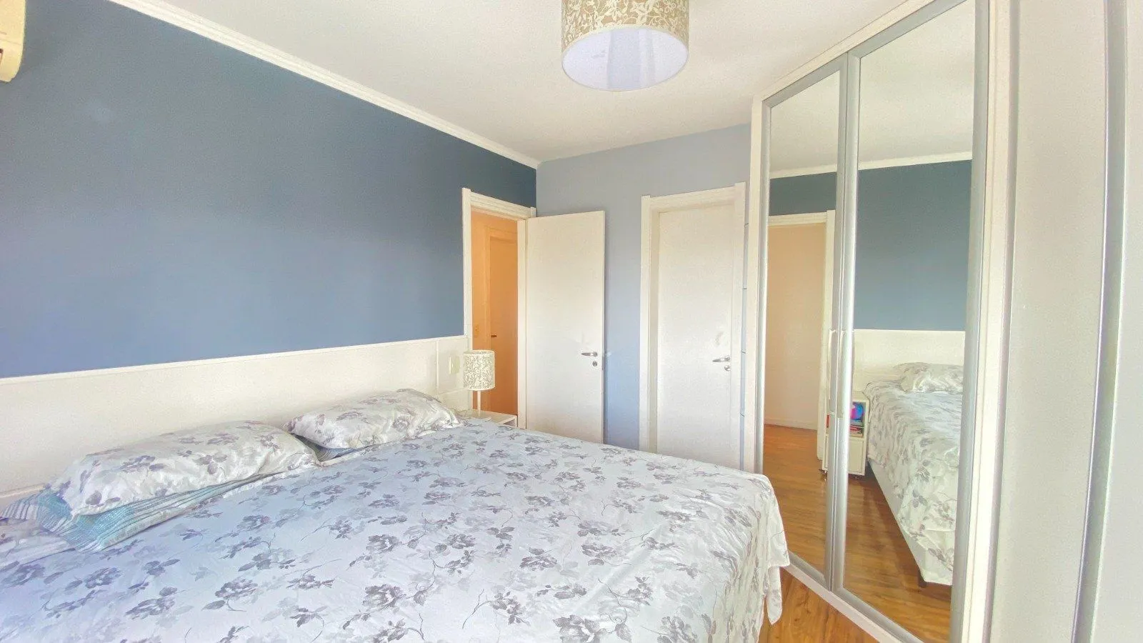 Imagem Apartamento com 3 quartos, 2 vagas e 100.7m² - Rua Botafogo - Menino Deus, Porto Alegre