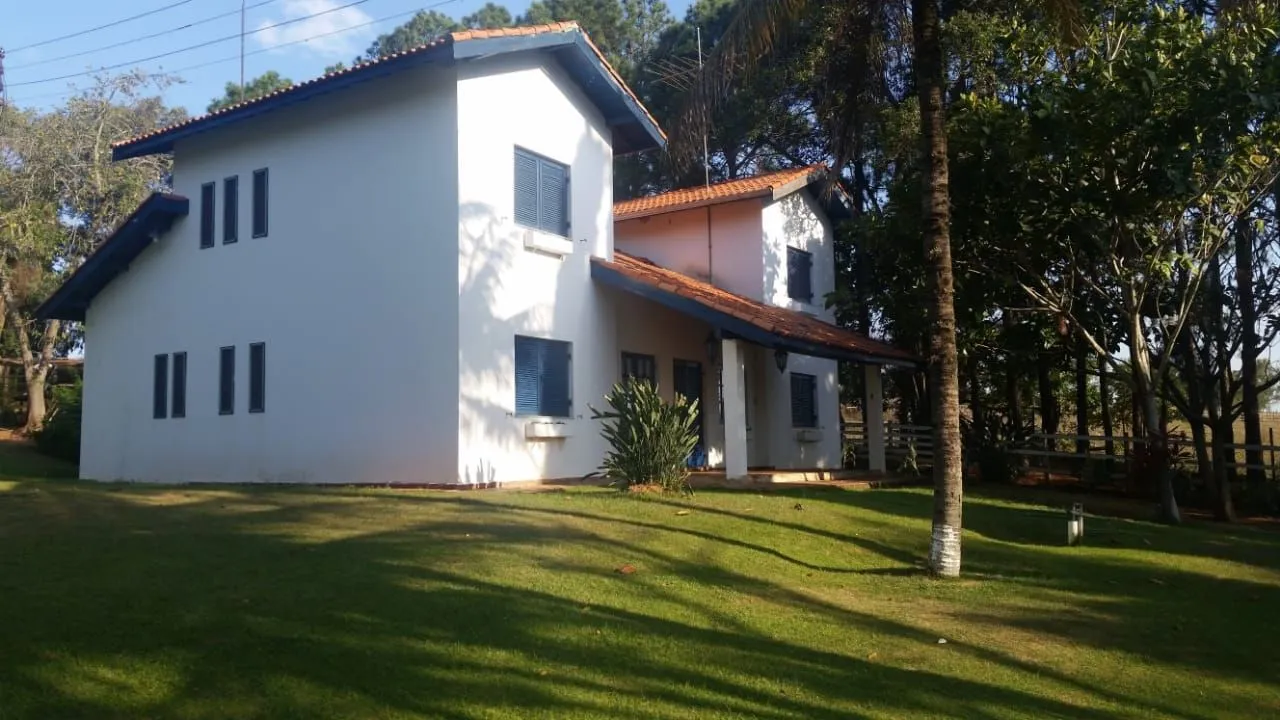 Imagem Sítio com casa de 2.000m² e área total de 80.000m² em Porto Feliz São Paulo