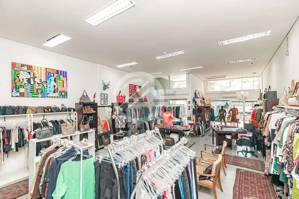 Imagem A região do Moinhos de Vento, onde esta loja comercial está localizada, é uma das mais charmosas ...