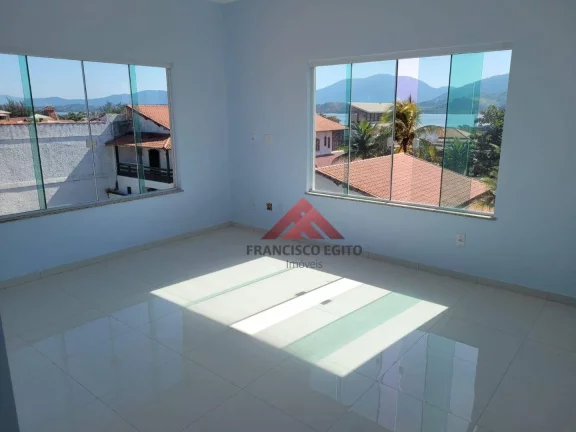 Imagem Lindíssima casa com 4 dormitórios à venda, 300 m² por R$ 1.700.000 - Ponta Negra - Maricá/RJ