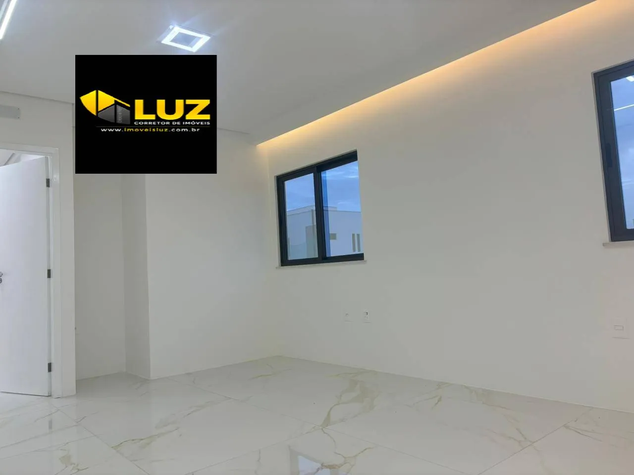 Imagem Casa Dúplex na Cidade Alpha no Terras Alphaville II