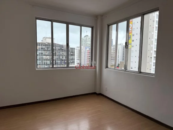 Imagem Apartamento com 2 Dormitórios à venda no Coração do Gonzaga por R$480.000,00