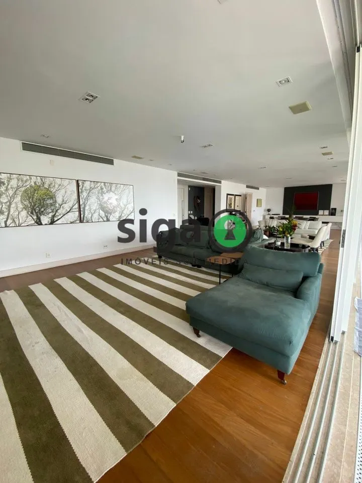 Imagem ITAIM BIBI: 367M², 03 SUÍTES, 05 VAGAS.