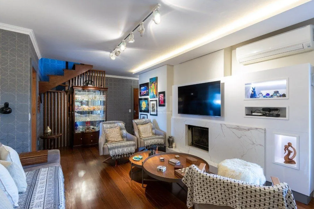 Imagem Cobertura para Venda - 234.17m², 3 dormitórios, sendo 1 suites, 2 vagas - Cristal