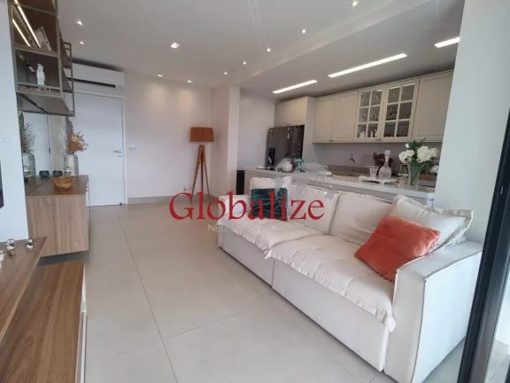 Imagem Apartamento mobiliado de 83 metros 1 dormitório 1 suíte, 2 vagas coberta demarcada com elevador na Aparecida Santos R$1.550.500,00