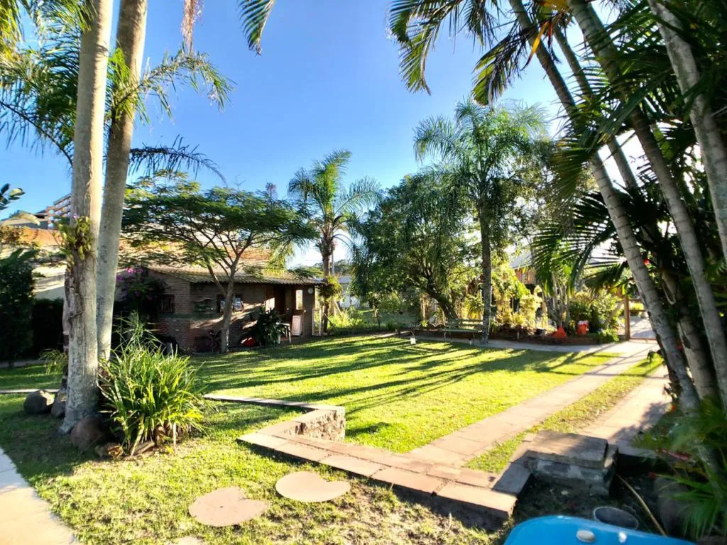 Imagem Casa 3 Dormitórios - Bairro Atlantida
