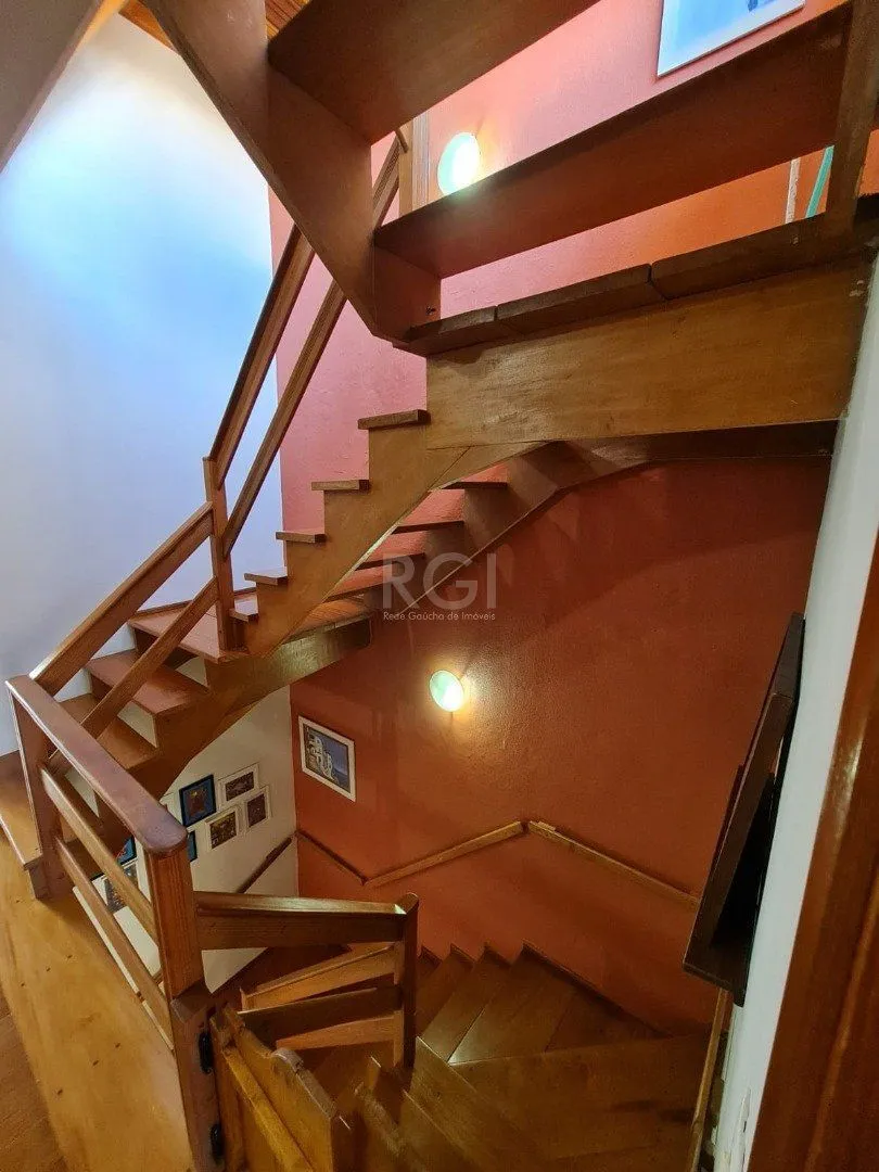 Imagem Casa para Venda - 182m², 3 dormitórios, sendo 3 suites, 2 vagas - Guarujá/ Portal do Guarujá