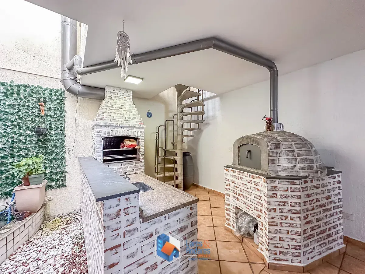 Imagem Sobrado para venda em Vila Alpina com 4 quartos, sendo 1 suíte, 320m²