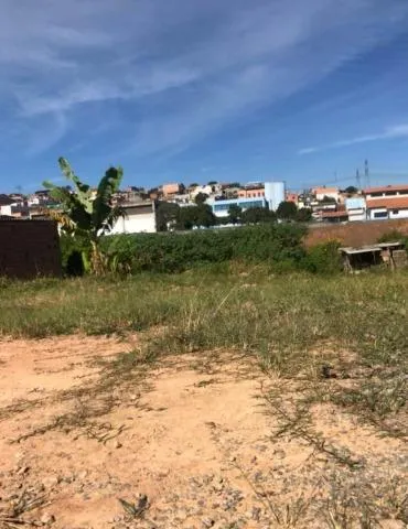 Imagem VENDA DE TERRENO NO PARQUE RODRIGO BARRETO, EM ARUJÁ/SP, OPORTUNIDADE com área total de 125m², analisa entrada e parcelamento! CONSULTE-NOS.