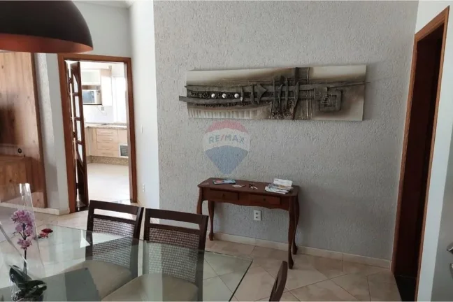 Imagem Casa de Condomínio: Moderna e Totalmente Mobiliada no Condomínio Vila dos Inglezes