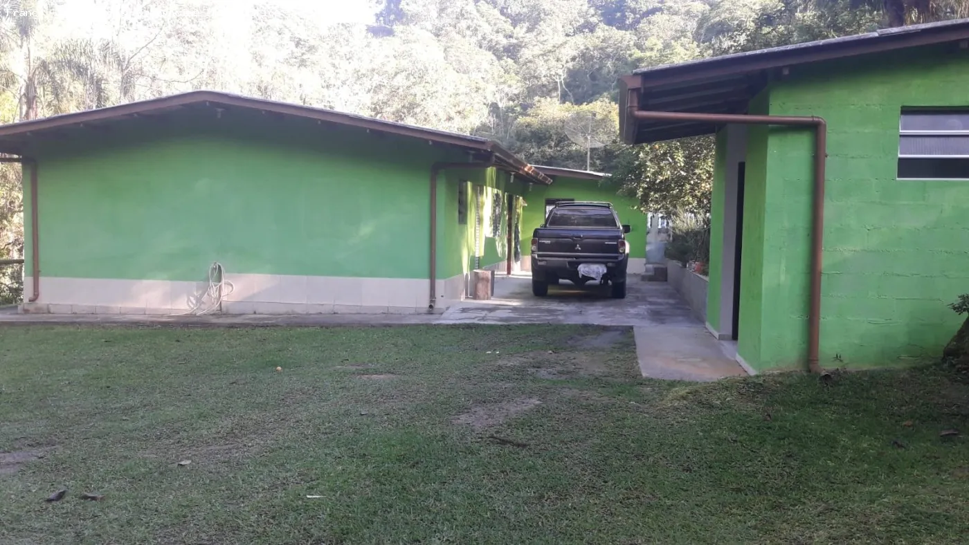 Imagem Sítio para Venda em Juquitiba, Juquitiba, 4 dormitórios, 1 suíte, 2 banheiros, 4 vagas
