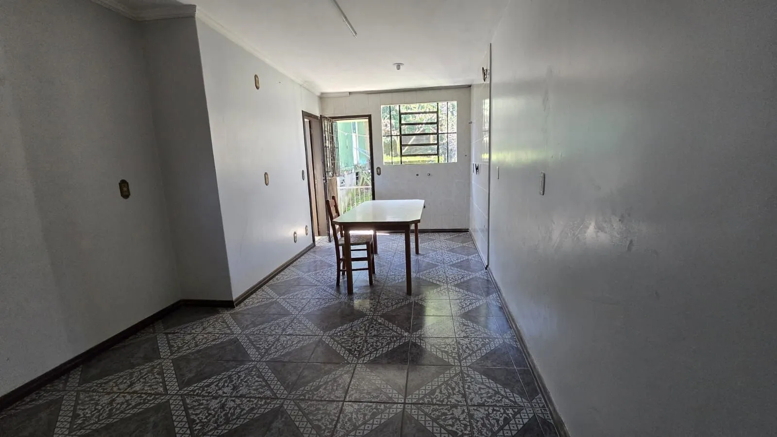 Imagem Duplex à venda em Caxias do Sul, Jardim das Hortências, com 3 quartos, 233.44m2