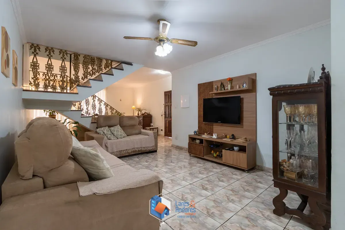 Imagem Casa para venda em Cidade Monções com 3 quartos, sendo 1 suíte, 165m²