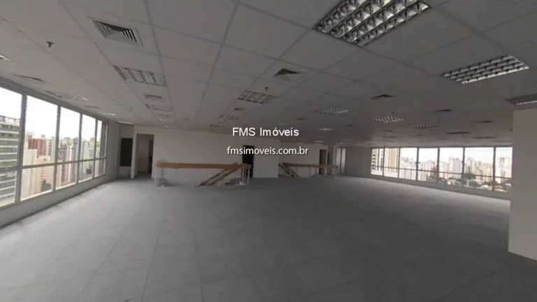 Imagem Duplex comercial com 1060m² em Moema