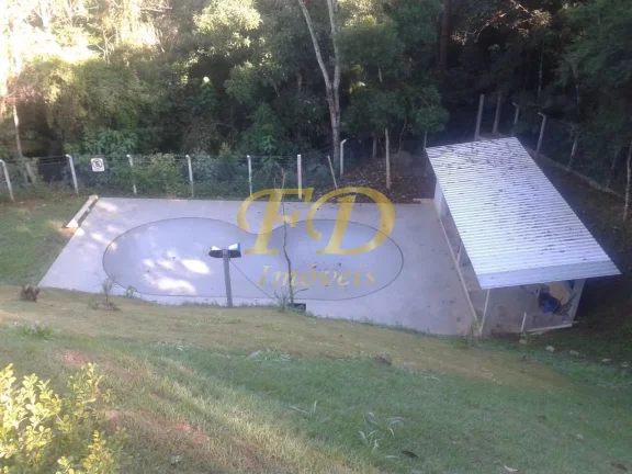 Imagem Chácara em Condomínio Fechado.