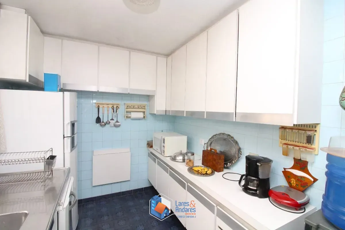 Imagem Sobrado para venda em Jardim da Glória com 4 quartos, sendo 2 suítes, 350m²