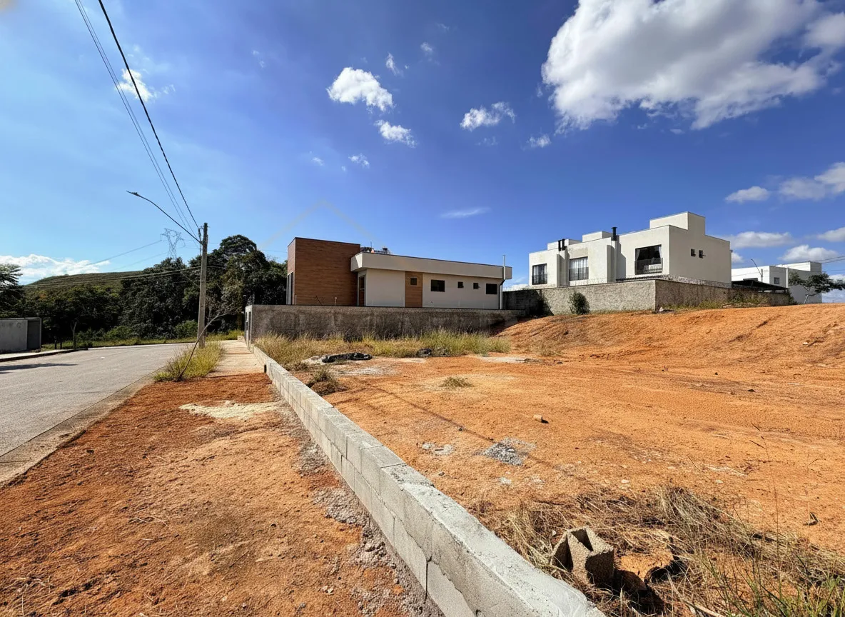 Imagem Terreno 250 m² à venda em Jardins de Florença, Poços de Caldas
