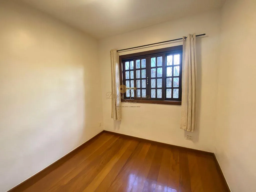 Imagem Casa em Condomínio para Venda em Teresópolis / RJ no bairro Araras