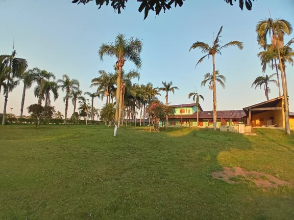 Imagem INVESTIMENTO!!! Sítio 1.4Ha, Casas, Salão de Festa, piscina, em Viamão.