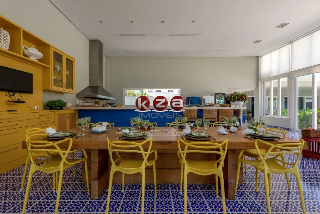 Imagem Maravilhosa Casa de luxo, frente para o mar, com 7 suítes em condomínio, Praia do Tenório/Vermelha em Ubatuba-SP - 930m² de área!