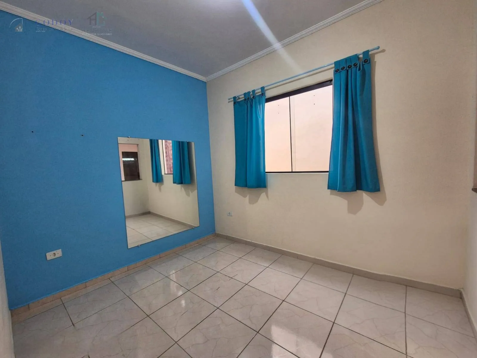 Imagem Excelente Casa no Mombaça com Suíte