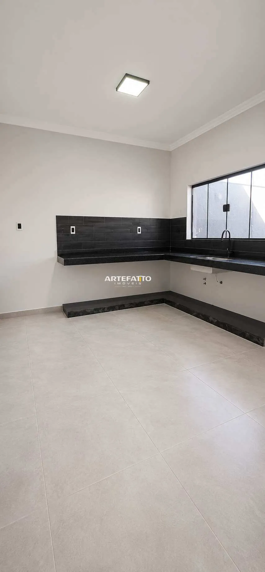 Foto do imóvel Casa à venda em Franca, Jardim Adelinha, com 2 quartos, 80m2