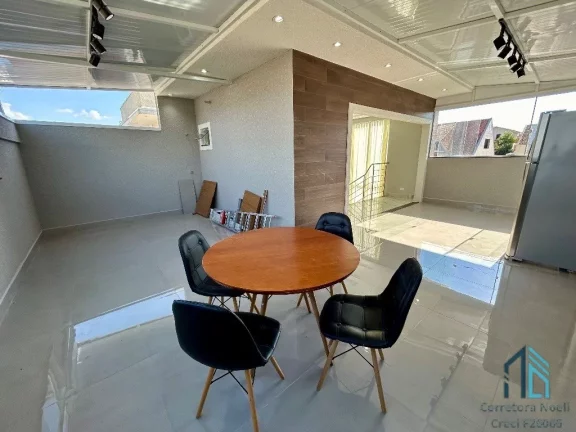 Imagem Sobrado Mobiliado com terraço , 03 quartos c/suíte, 04 vagas, no Pinheirinho em Curitiba PR