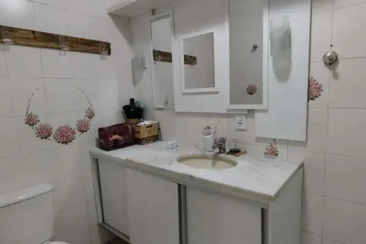 Imagem Sobrado com suíte, piscina e espaço gourmet no Jardim Sabará