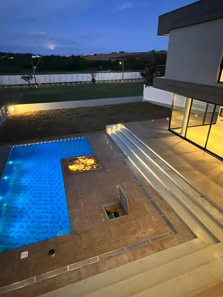 Imagem Casa de alto padrão à venda no Parque Reserva Imperial, Sorocaba, com 4 suítes, 470 m² construídos e terreno de 1.250 m²