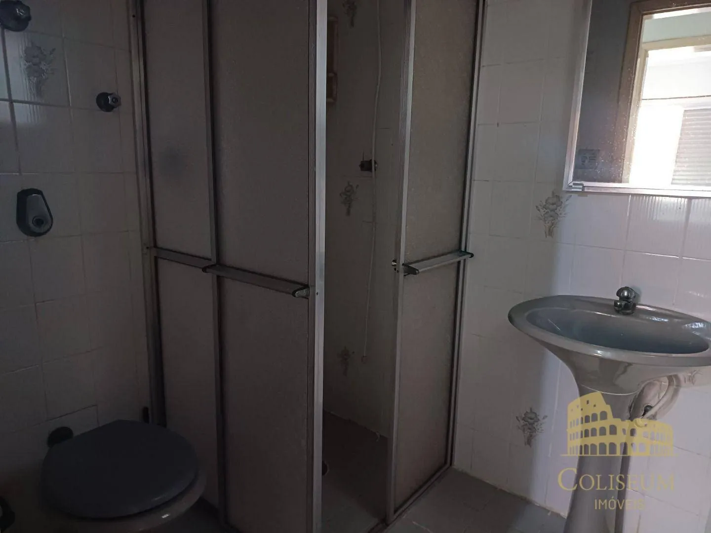 Imagem Apartamento com 2 dormitórios à venda, 76 m² por R$ 360.000,00 - Aviação - Praia Grande/SP