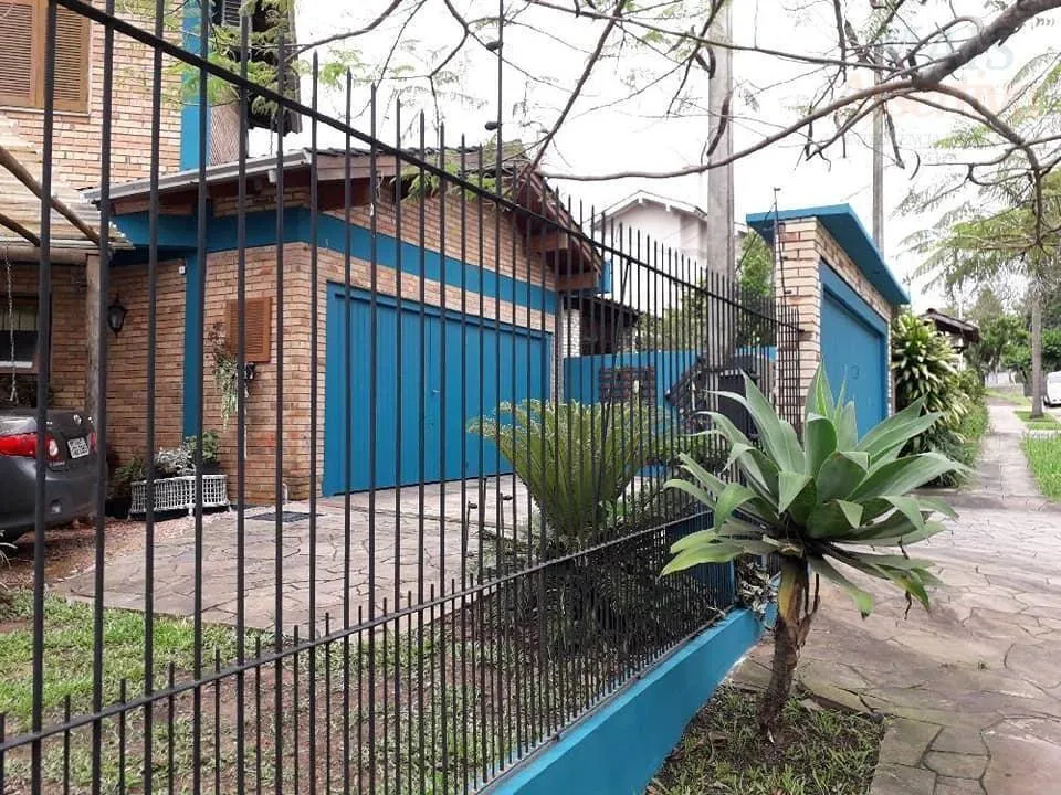 Imagem Sobrado para Venda em São Leopoldo / RS no bairro Cristo Rei